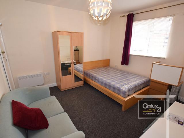 Studio for rent in St Mary's, City Of Southampton