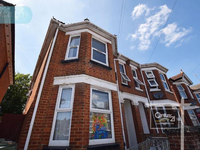 House for rent in The Polygon, City Of Southampton