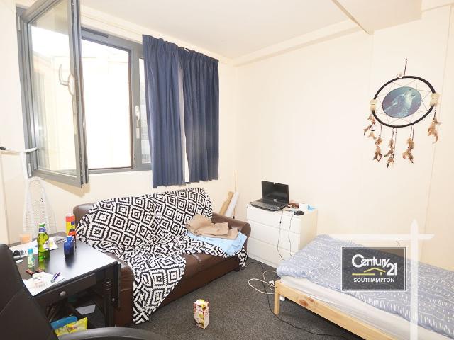 Apartment for rent in The Polygon, City Of Southampton