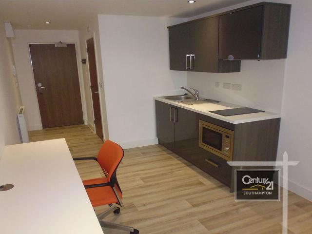 Studio for rent in The Polygon, City Of Southampton