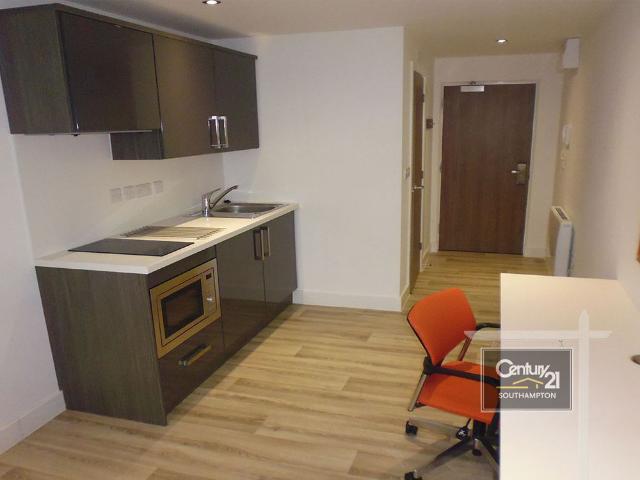 Studio for rent in The Polygon, City Of Southampton