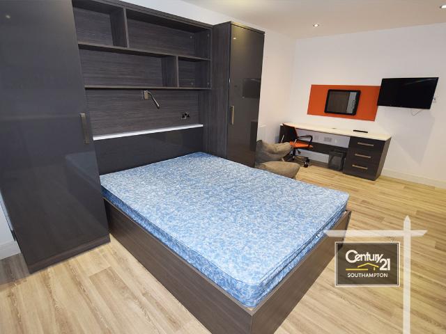 Studio for rent in The Polygon, City Of Southampton