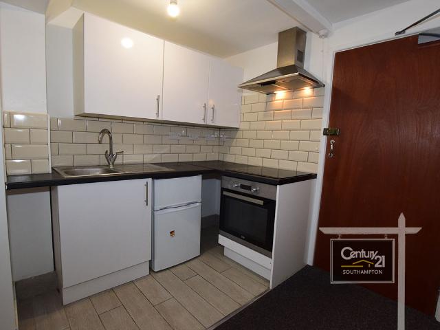 Apartment for rent in Bevois Mount, Portswood