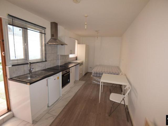 Studio for rent in Bevois Town, City Of Southampton