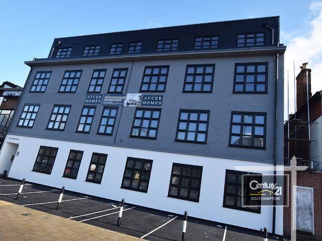 Apartment for rent in Bellevue, Southampton