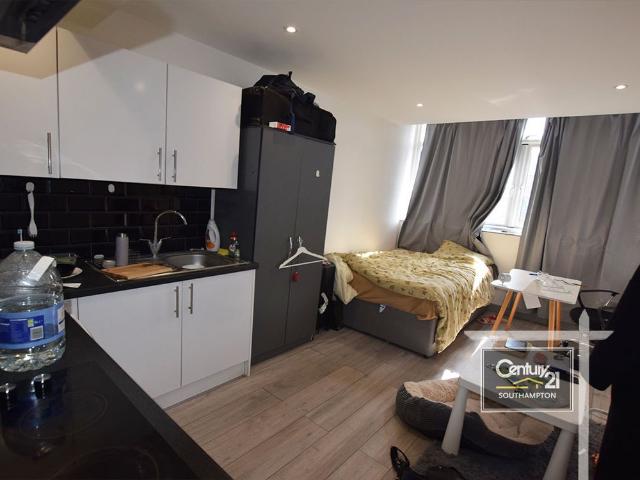 Studio for rent in The Polygon, City Of Southampton