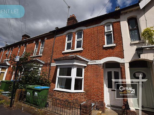 House for rent in The Polygon, City Of Southampton