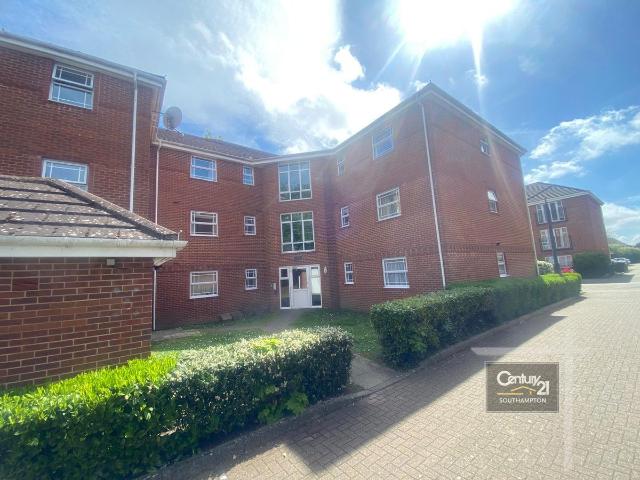 Apartment for rent in Eastleigh, Helford