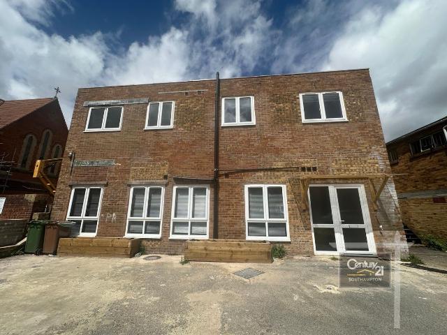 Studio for rent in Eastleigh, Helford