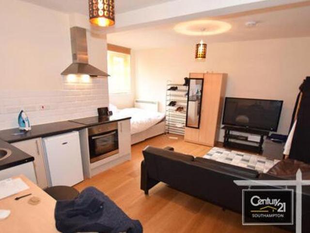 House for rent in Barton Stacey, Hampshire