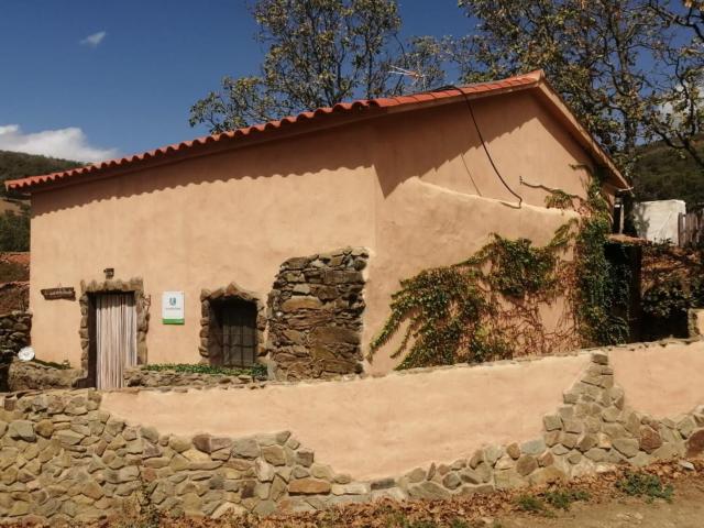 Casa en venta en Arroyomolinos De León
