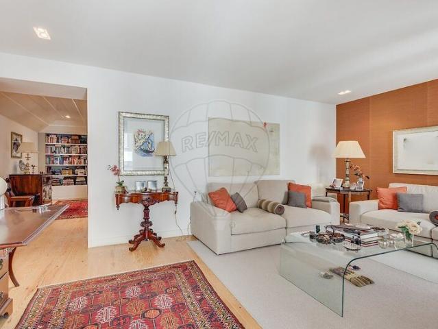 Apartamento venda em Santa Maria Maior, Lisboa
