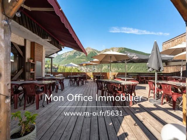 Local Commercial vente à Gap, Les Orres