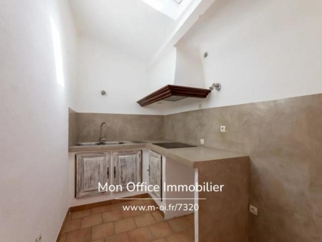 Appartement vente à Aix-en-Provence, Lambesc