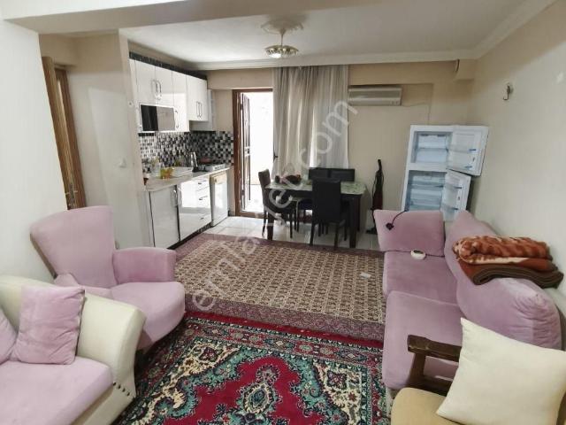 Karabağlar, İzmir içerisinde kiralık mülk