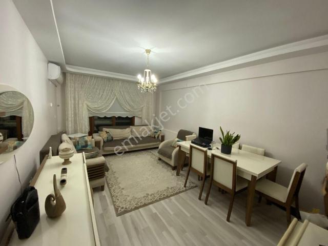 Karabağlar, İzmir içerisinde satılık mülk
