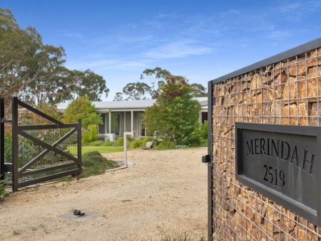 Cottage for sale in Camerons Creek, Victoria