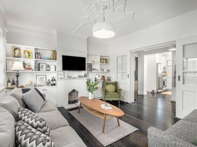 Apartment for rent in St Kilda West, Melbourne