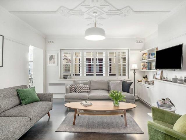 Apartment for rent in St Kilda West, Melbourne
