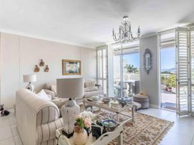 Apartment for sale in Cape Town, Western Cape