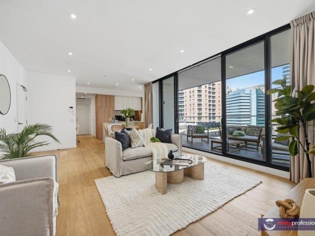 Apartment for sale in Lower North Shore, Sydney