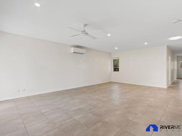 Townhouse for sale in Toombul, Queensland