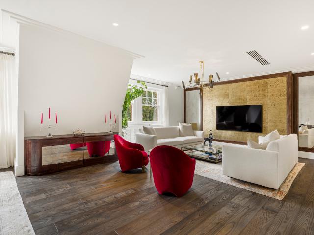Apartment for rent in Mayfair, Greater London