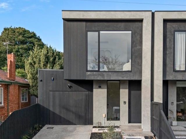 Townhouse for sale in Mentone