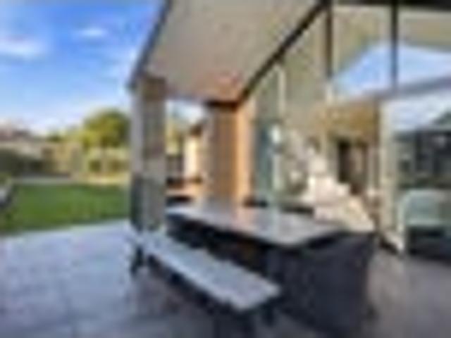 House for sale in Otakou