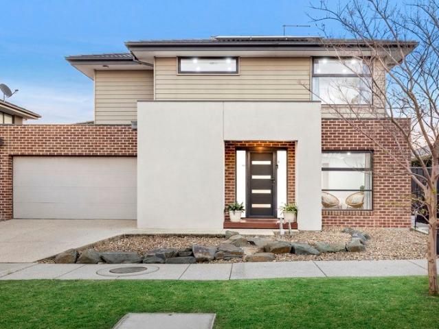 House for sale in Belmond on Clyde, Melbourne