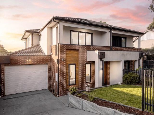 Townhouse for sale in Camerons Creek, Victoria