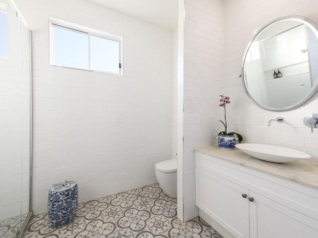 House for sale in Camp Hill, Greater Brisbane
