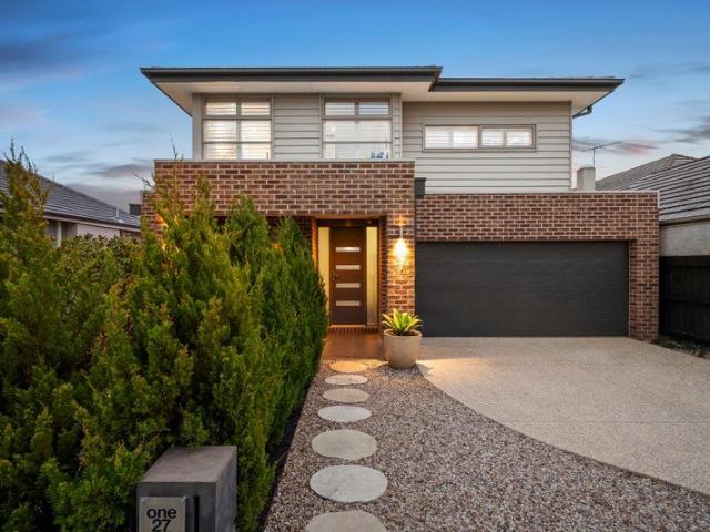Townhouse for sale in Bentleigh, Melbourne