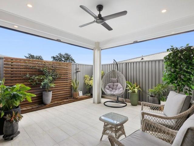 Villa for sale in Kings Creek, Queensland