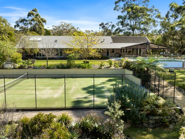 Cottage for sale in Sydney, New South Wales