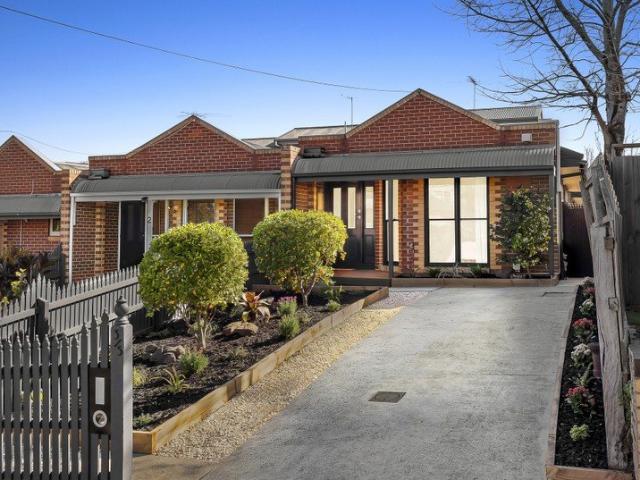 Townhouse for sale in Camerons Creek, Victoria