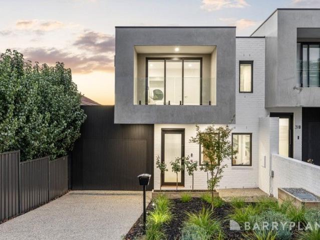 Townhouse for sale in Camerons Creek, Victoria
