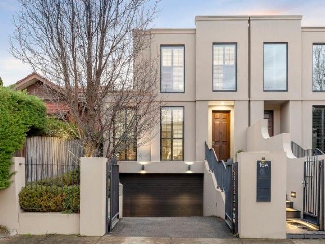House for sale in Malvern
