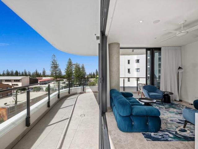 Apartment for rent in Mermaid Beach, Gold Coast City