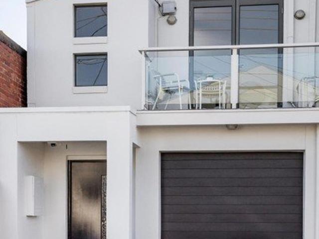Townhouse for sale in Camerons Creek, Victoria