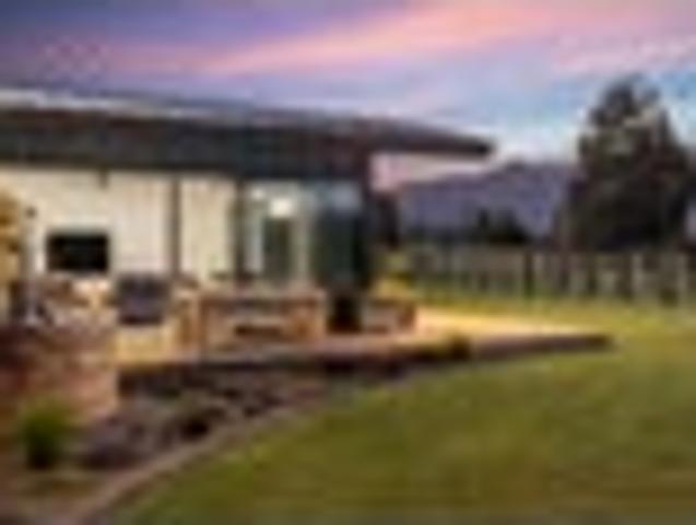 House for sale in Otakou