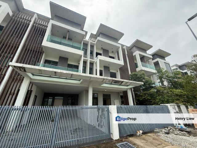 House for sale in Tanjong Sepat, Selangor