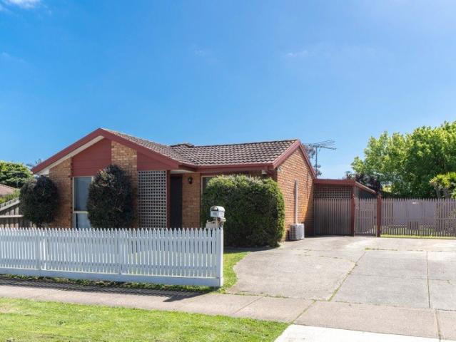 House for rent in Carrum Downs, Melbourne