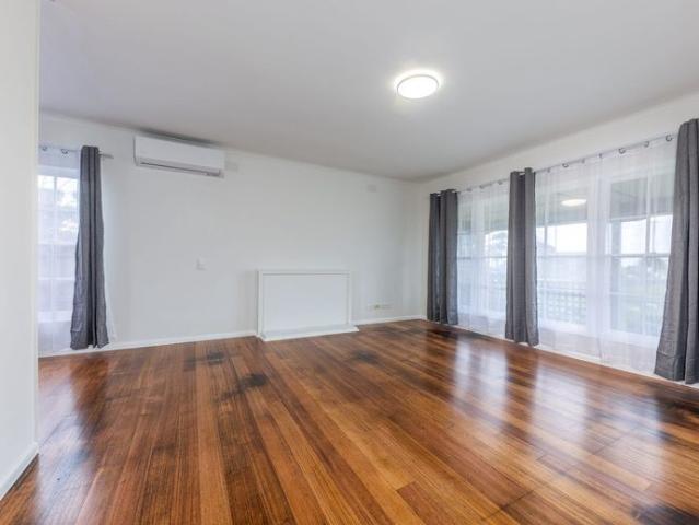 House for rent in Diggers Rest, Melbourne