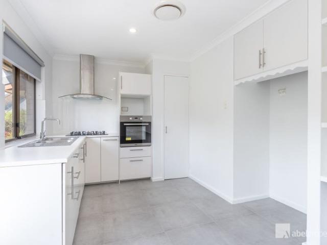 Villa for rent in Osborne Park, City of Stirling