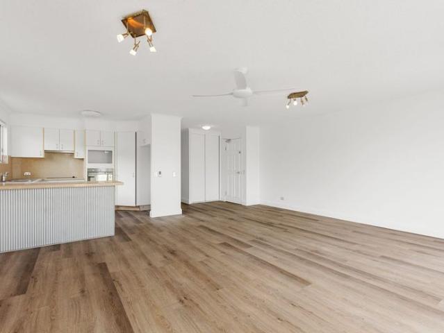 Apartment for rent in Kings Creek, Queensland