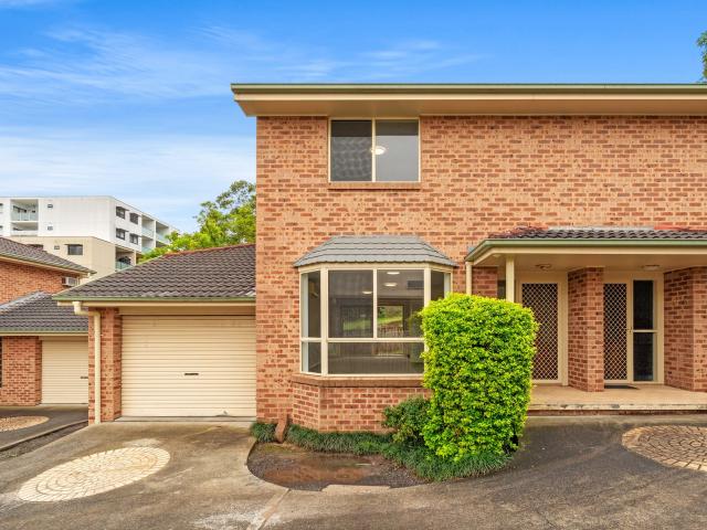 Townhouse for sale in Gosford, New South Wales