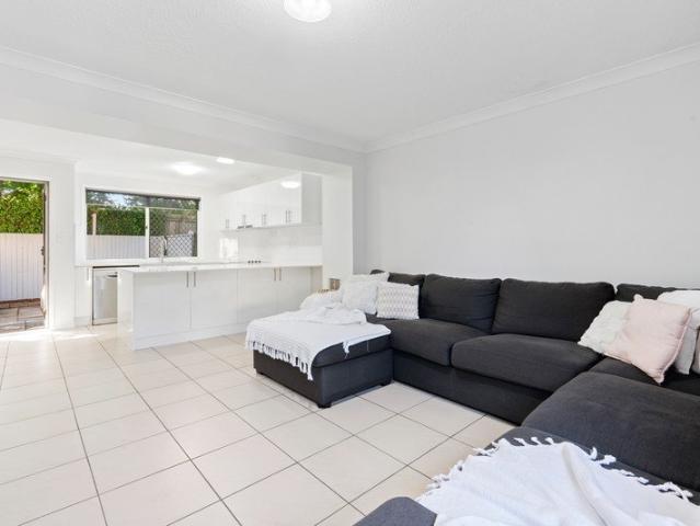 Townhouse for rent in Fernbrook, Queensland