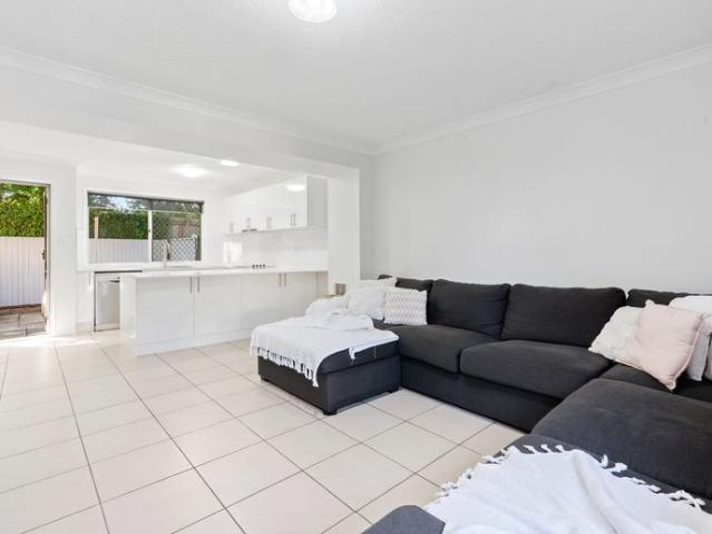 Townhouse for rent in Fernbrook, Queensland