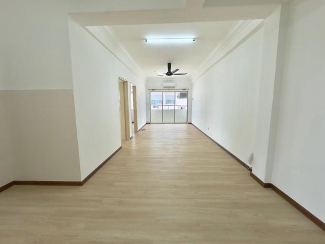 Condominium for sale in Petaling, Subang Jaya